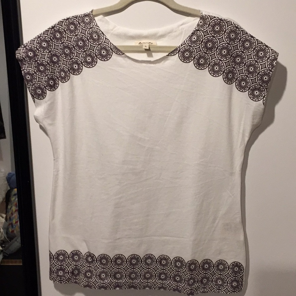NWOT RAVEN + LILY DOLMAN PRINTED TOP
